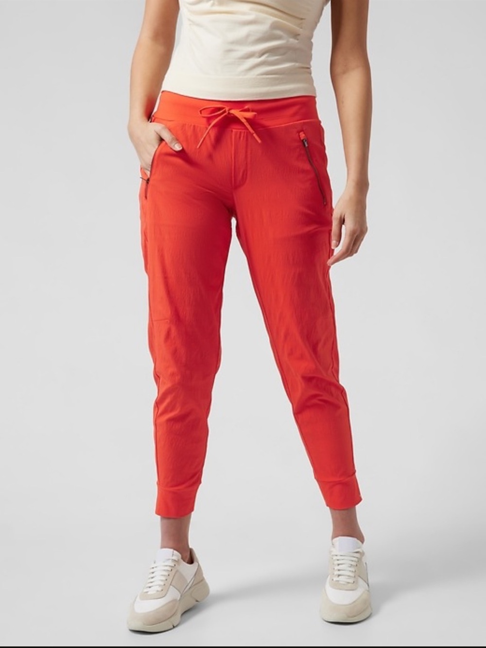 Athleta Trekkie North Jogger size 2